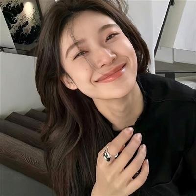 三女怀春 在线点播封面